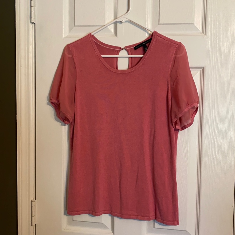 Cute White House Black Market Top w/sheer sleeves